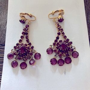 Vintage clip dangling earrings in Gold tone and amethyst.  Dangles perfectly.